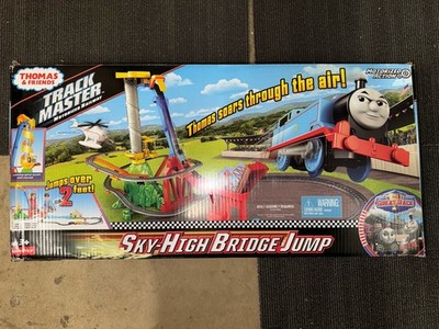 THOMAS THE TRAIN TRACKMASTER SKY-HIGH BRIDGE JUMP  INCOMPLETE SEE PICS