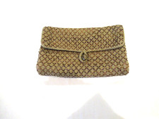 Yacan Cojolya green clutch purse, made in Guatemala