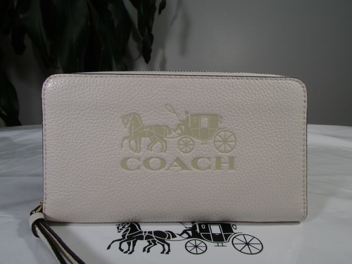f75908 coach