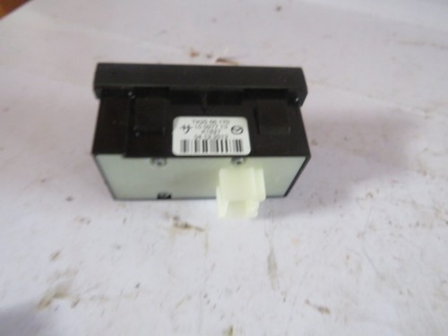 13 2013 MAZDA CX-9 TCS BSM HATCH RELEASE SWITCH - Foto 4 di 5