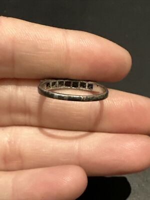 Bague forme anneau sertie de zirconium Argent massif 925°°° rhodié