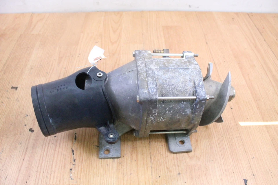 Kawasaki Jet Ski JS 550 1989 bomba de chorro e impulsor Foto 3 de 4