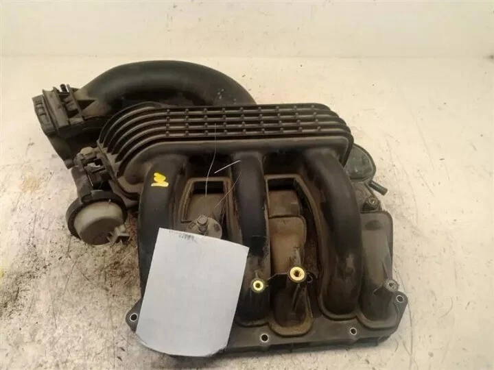 2005-2018 Nissan Frontier 4.0L Engine Intake Manifold OEM 05-18 - Image 2 of 3