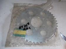 SUZUKI GT250 ABC  REAR SPROCKET  64511-11740  NEW
