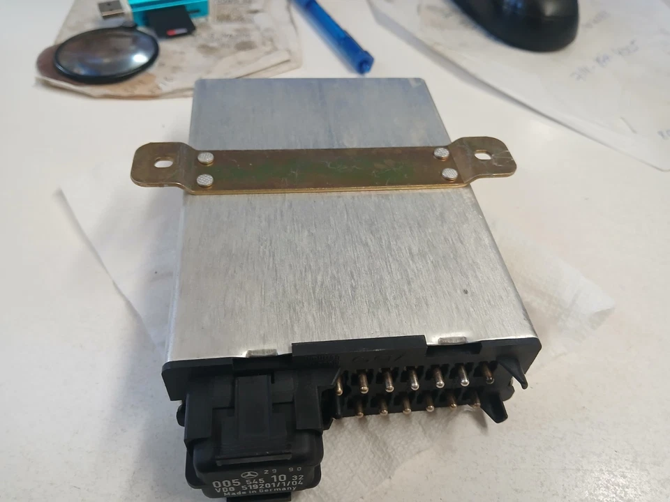 Amplificador de control de crucero Mercedes-Benz OEM 005 545 05 32 1991 300SEL Foto 4 de 4