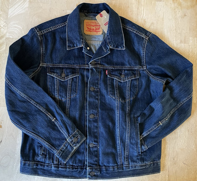 Levi's Trucker Jacket NWT Indigo Blue (723344216) Size M/L/XL