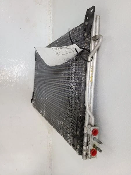 Ford Fiveundert 2005 06 2007 condensador de aire acondicionado de 3,0 L 6F9Z19712A Foto 2 de 4