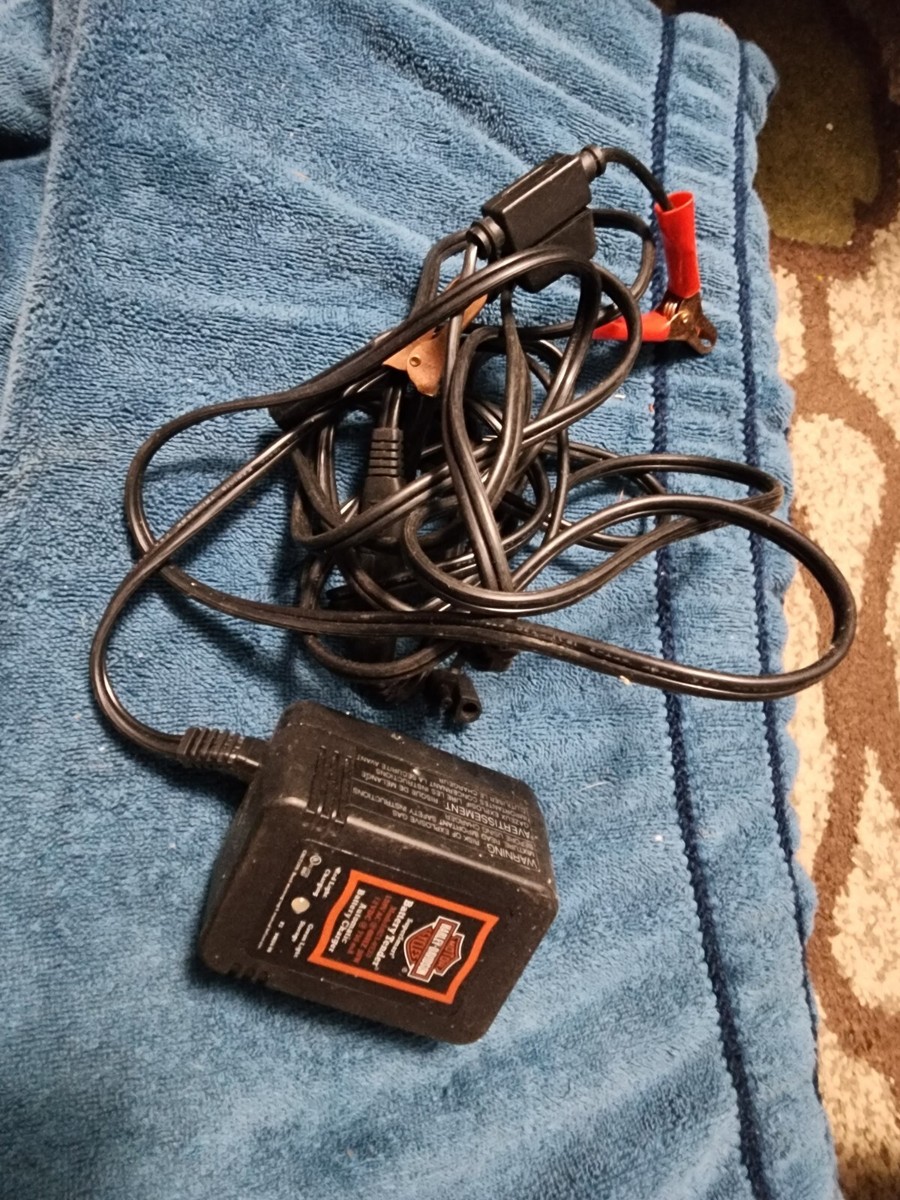 Harley Davidson SuperSmart Motorcycle Battery Tender, Model:021 