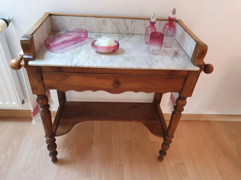 table de toilette ancienne - Photo 3/3