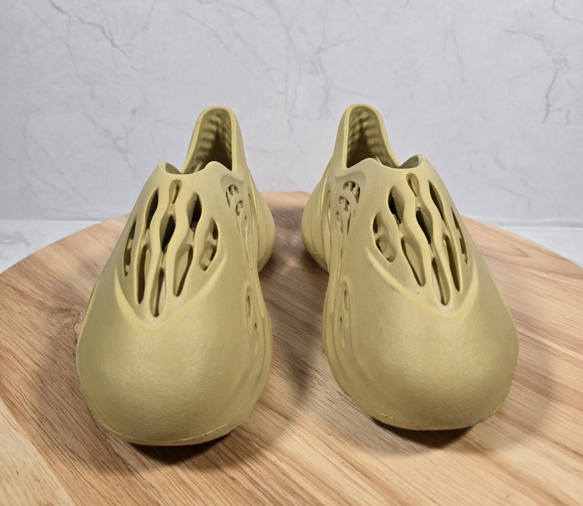 Adidas Yeezy Foam Runner Kids Sz 13K Sulfur Shoes | eBay