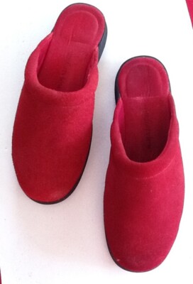Size RED Comfortview Suede Slip on Mules/Shoes