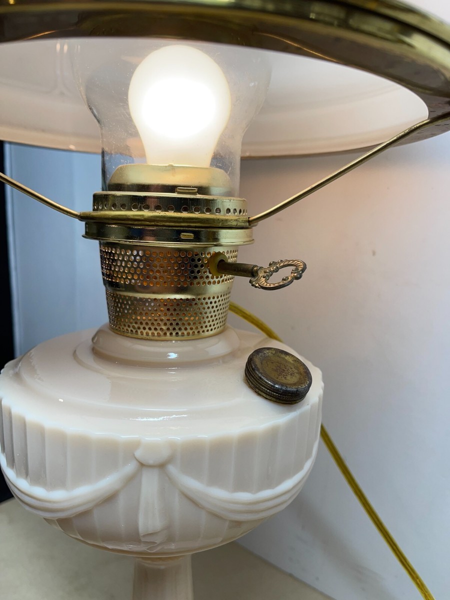 Aladdin Lamp Lincoln Drape Electrified Oil Lamp With WHITE Shade