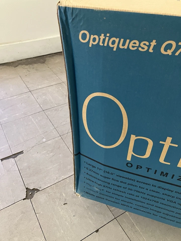 NIB OPTIQUEST Q71 COLOR MONITOR - RETRO GAMING - 17 INCH - Image 3 of 4