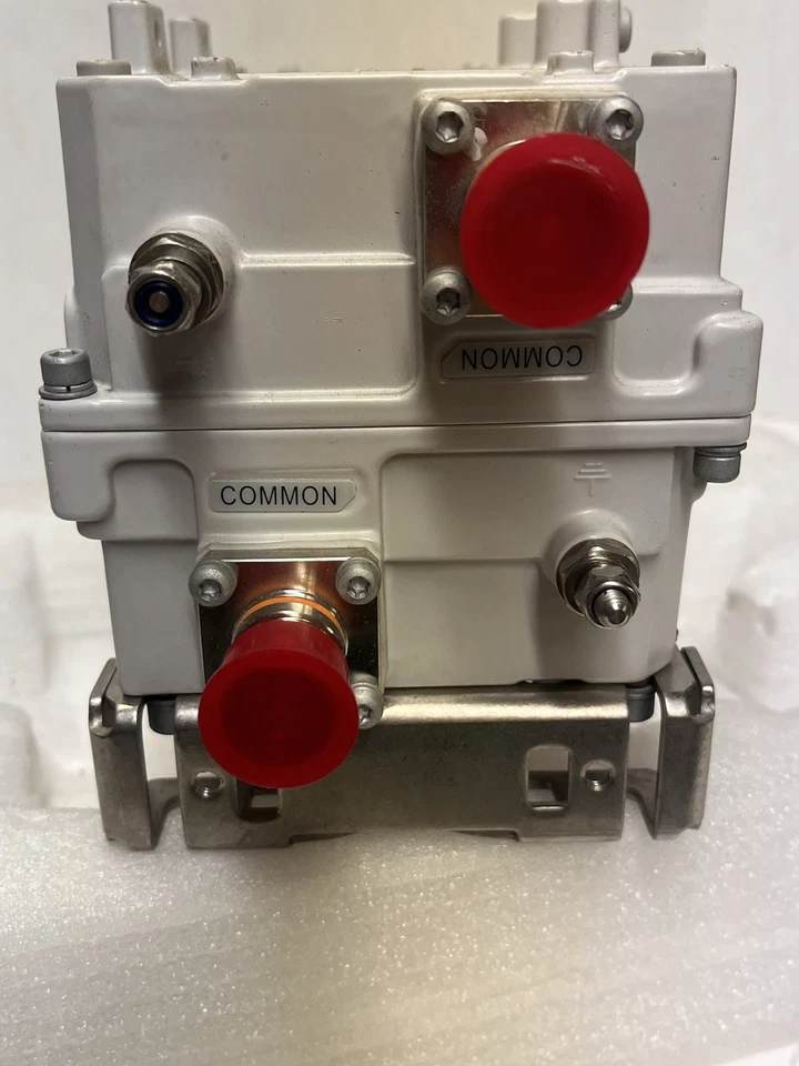 Commscope CDX623T-DS-B-43 двойной диплексор 555-894/1695-2360, бот SBT, 43 - Изображение 3 из 4