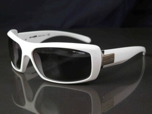 arnette slide white