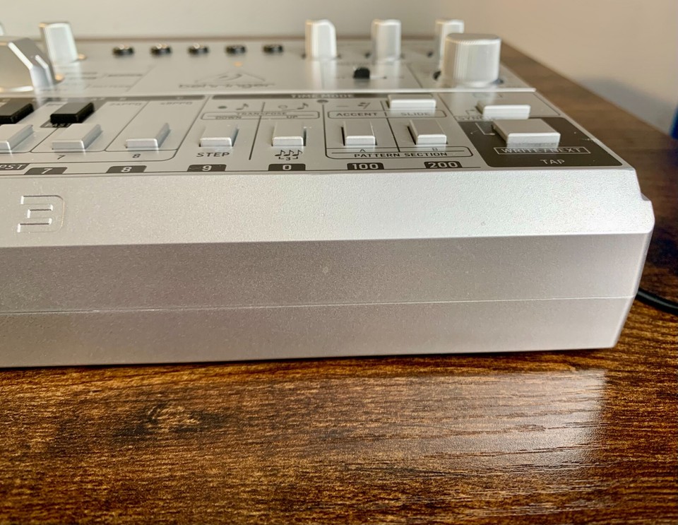 Behringer TD3 SR Analog Bass Line Synthesizer Silver 653341345530 eBay