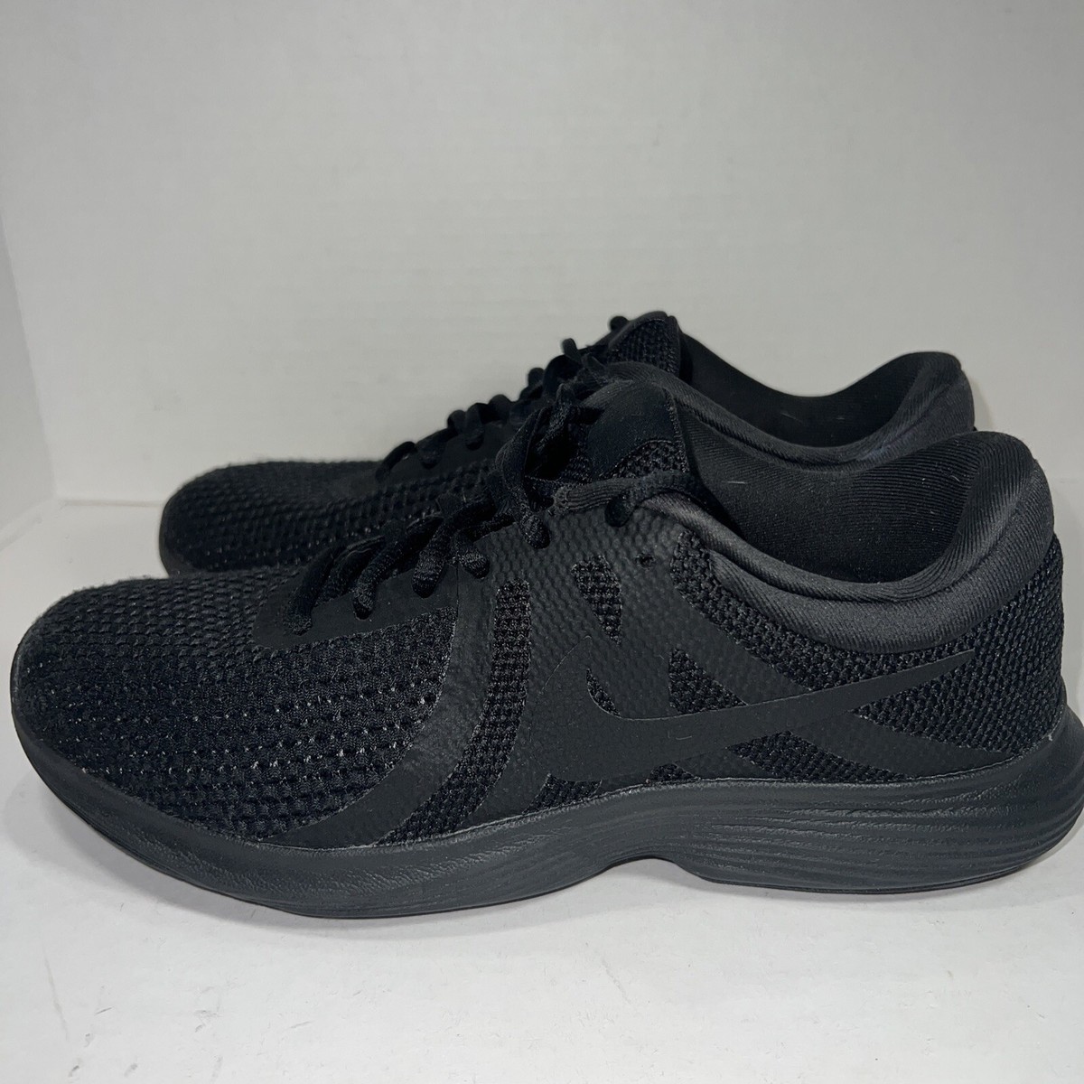 nike revolution 4 full black