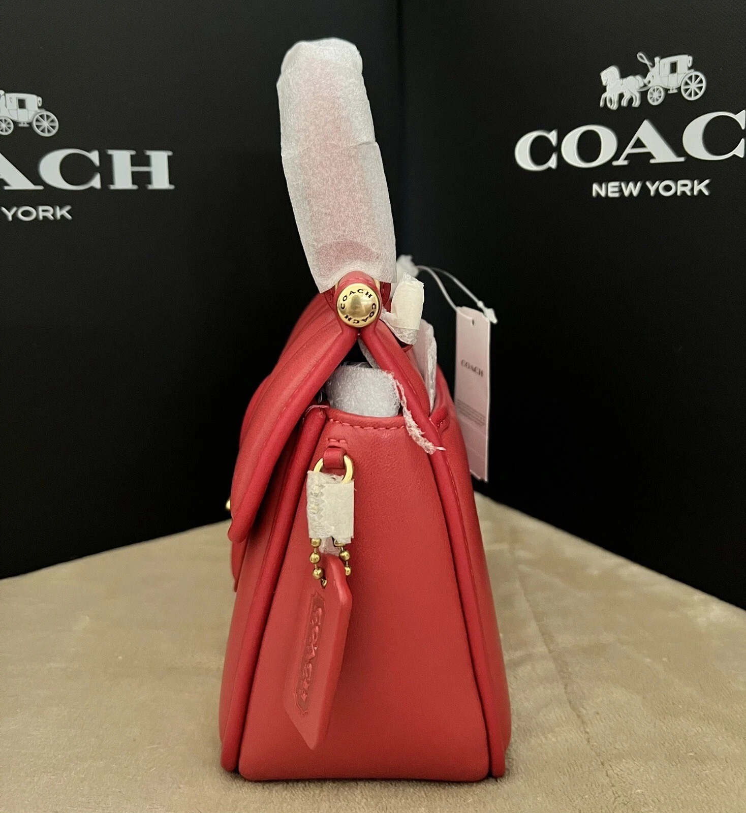 Coach Willis manico superiore 18 con trapuntatura in mela rossa stile C4711 nuovo con etichetta