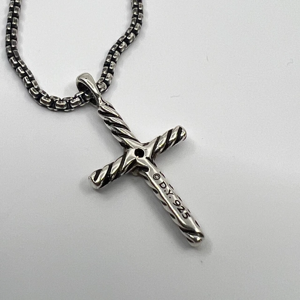 Auténtico collar cruz mujer david yurman plata de ley y diamantes Foto 3 de 4