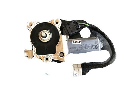   2002-2006 MERCEDES C- Class CLK240 RIGHT FRONT PASSENGERS WINDOW MOTOR OEM  