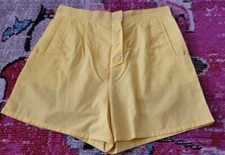 Vintage Great Shapes womens RETRO yellow button shorts 11/12 MODERN 7/8
