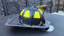 Cairns 880 Fire Helmet
