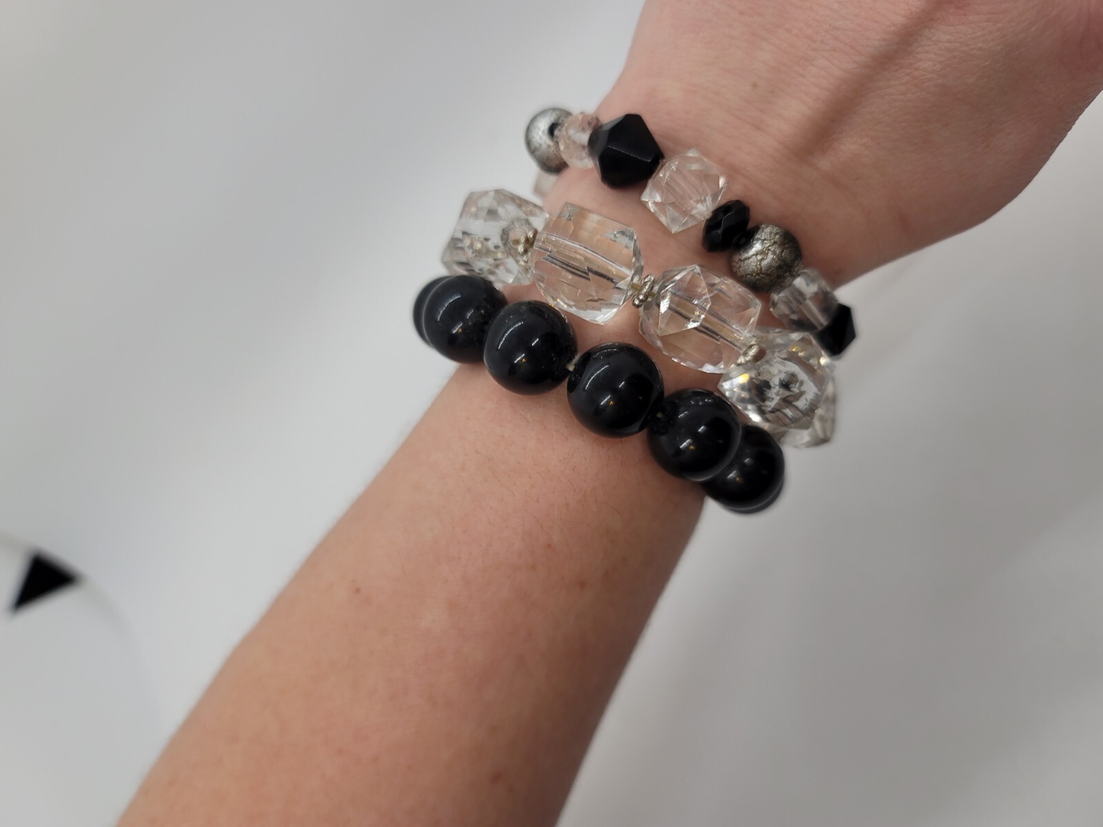 Bangle Bracelets Stretch Bracelets Set Of 3 Black Clear Grey Plastic Jewelry-image