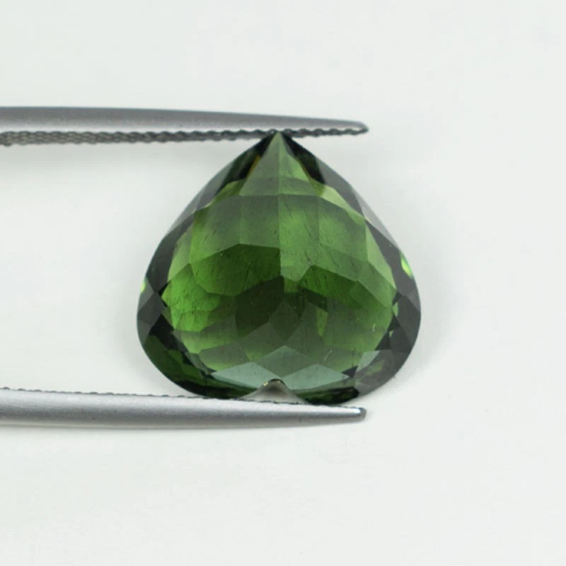 13,07 ct TONO WOW - MEJOR CORAZÓN MUSGO VERDE APATITA Corazón Ver Vdo N.7 Foto 2 de 2