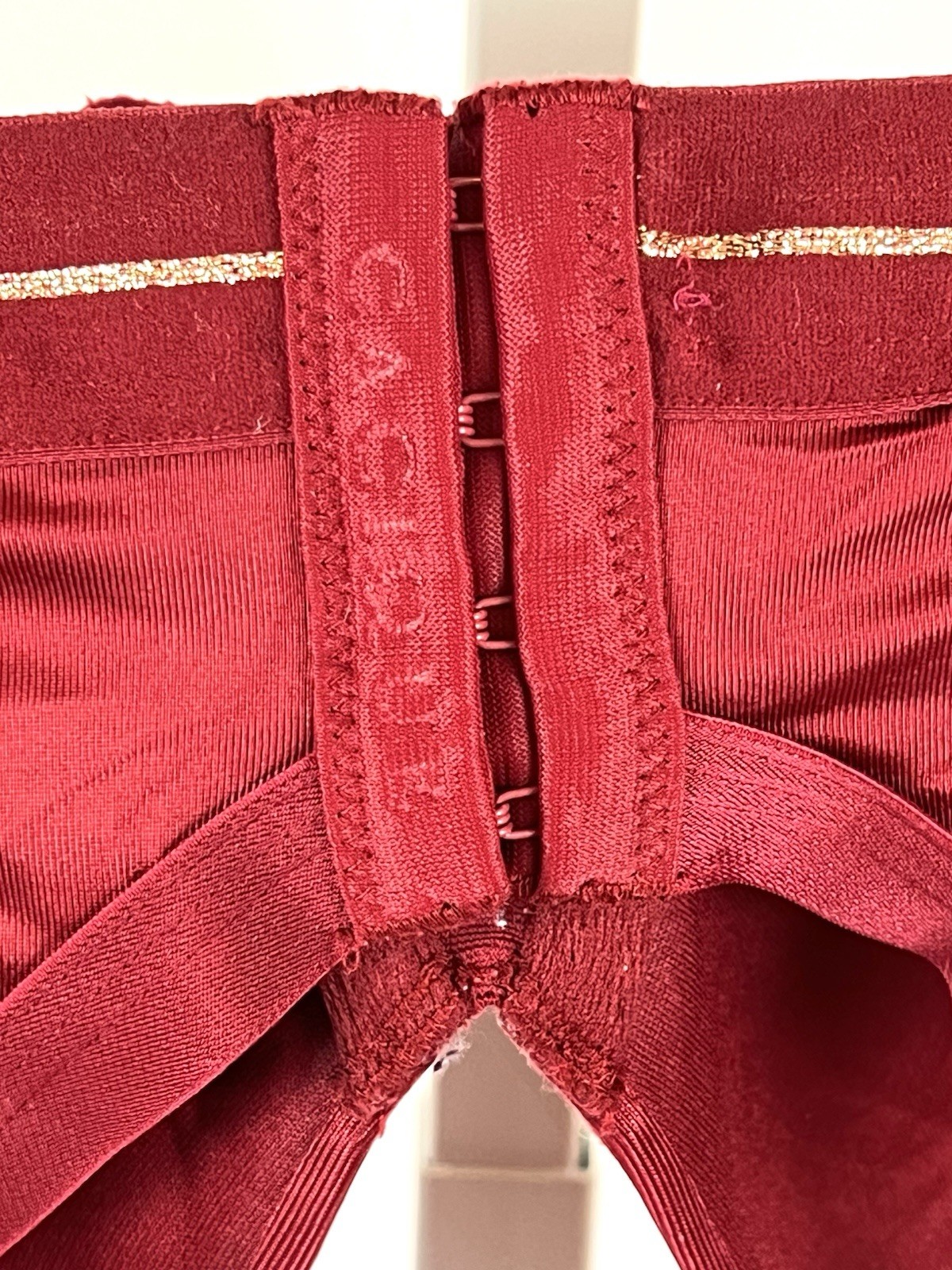 Cacique red underwire, light padding, full covera… - image 4