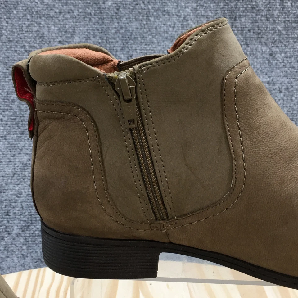 Cobb Hill Boots Womens 8.5 Ankle Bootie Green Side Zip Almond Toe Casual Block - Image 3 of 4