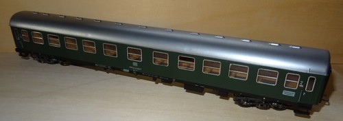HHEFA008 Röwa 3111 / DB / Büm234 / 2.Kl., Abteilwagen, grün, Epoche 4 / 1:87 H0 | Zustand: Gebraucht