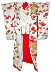 Vintage Japanese Silk Uchikake Wedding Kimono Embroidered Goshoguruma Floral
