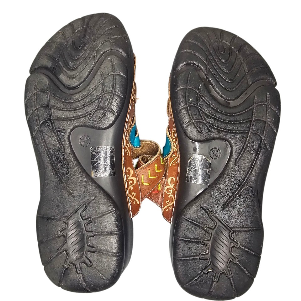 White Mountain Women's Majorette Flat Sandal Size White