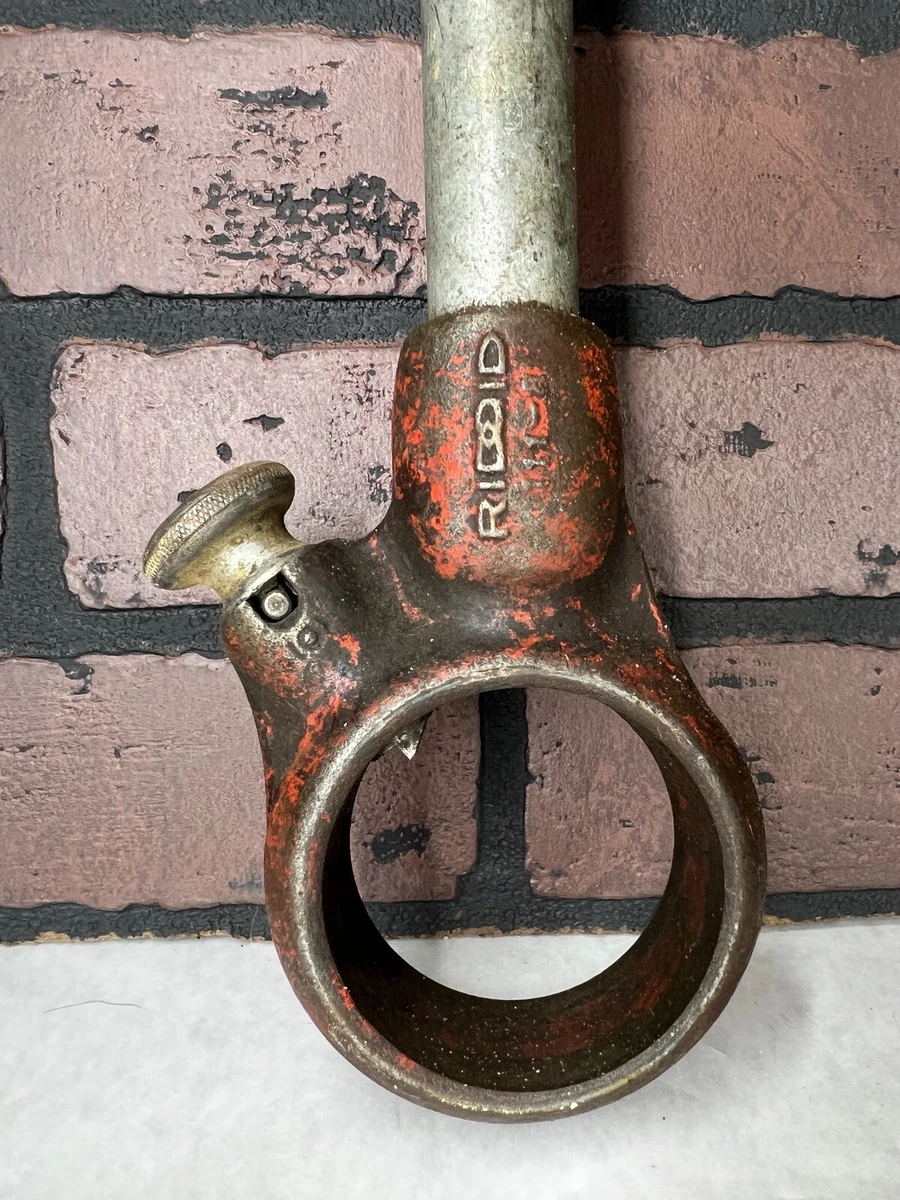 Ridgid 111 R ratcheting pipe threader Plumbing Pipe Fitters Plumber Tools Used
