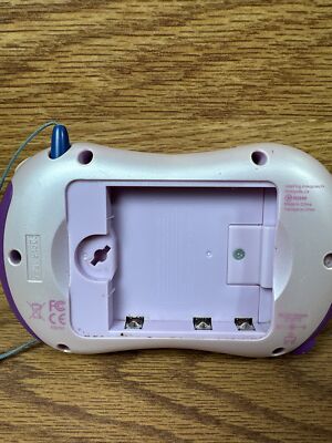 LeapFrog Leapster 2 Learning Handheld Game System Purple UnTested