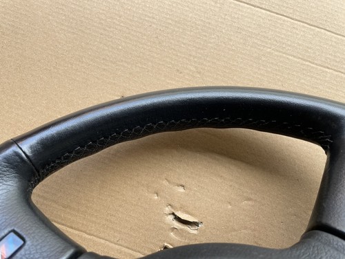 GENUINE BMW E30 M Tech 2 Steering Wheel in excellent condition (diameter 370mm). - Picture 9 of 10