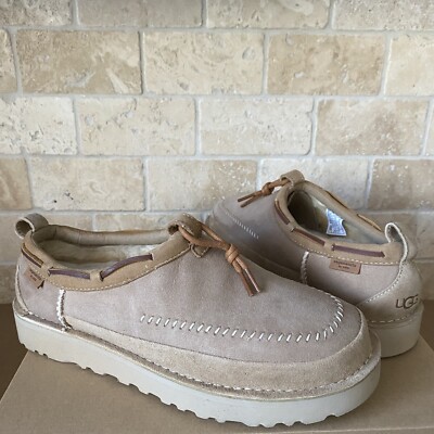 UGG TASMAN CRAFTED REGENERATE SAND SUEDE ALL GENDER SLIPPERS  display picture 2