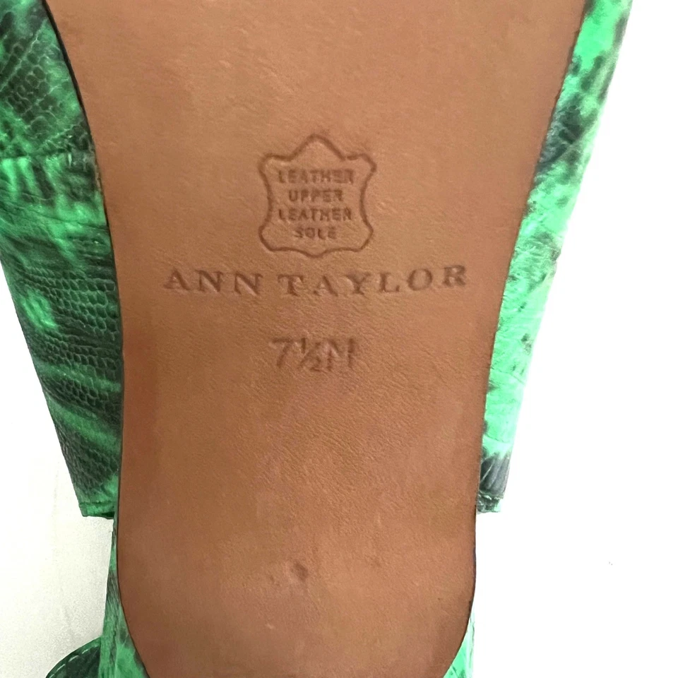 Zapatos de tacón Ann Taylor con puntera puntiaguda estampado de serpiente verde 7,5 Foto 2 de 4