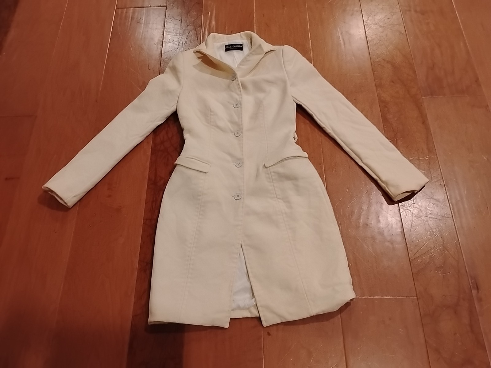 Dolce & Gabbana Women's Size 38 Coat 100% Virgin Wool Cream Colored