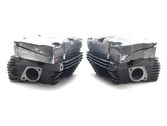 Juego de culata delantera trasera Harley-Davidson Softail Standard 2000 FXST 2625 x Foto 2 de 4