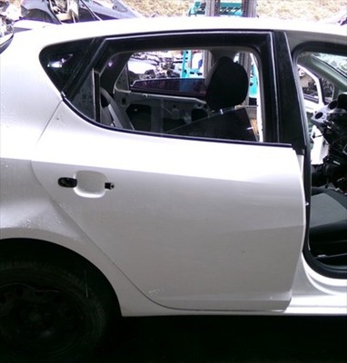 tür hinten rechts SEAT IBIZA 1.4 TDI MODELO 6J 2015-2017 2017 111694
