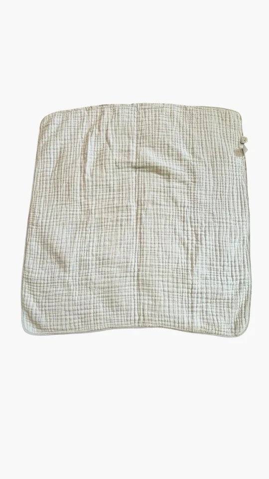 Aden + Anais Mandala Baby Blanket Pink White Medallion Print Muslin - Image 3 of 4