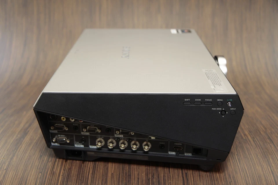 Sony VPL-FE40 1400x1050 SXGA+ HD LCD projector - Works perfect - low use! READ - Image 3 of 4