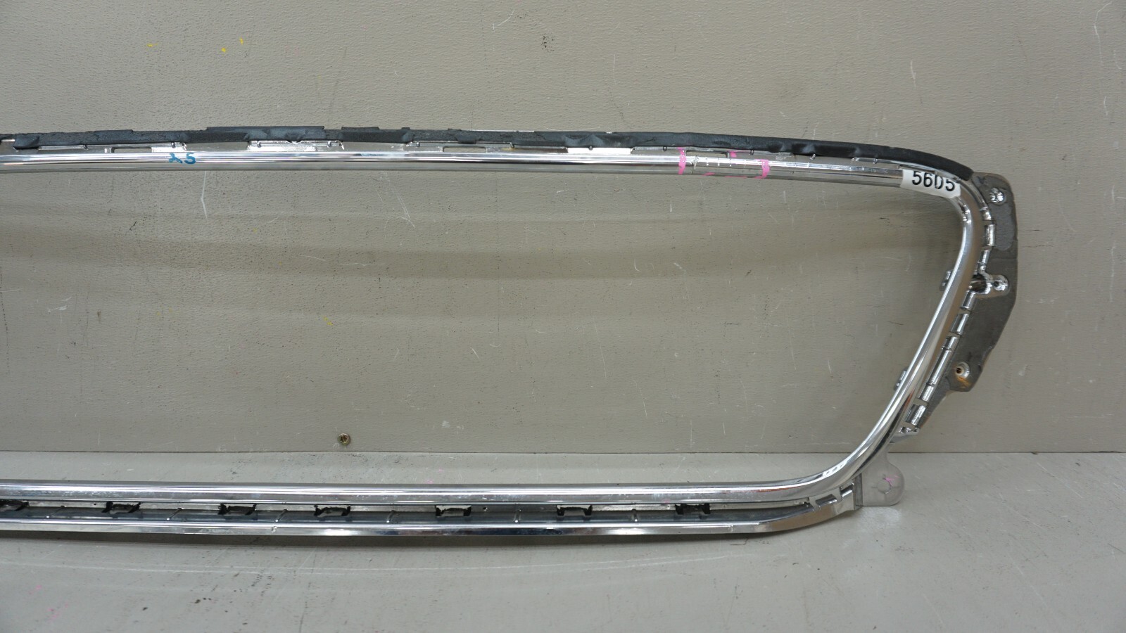 2019-2021 BENTLEY CONTINENTAL GT REAR BUMPER COVER MOLDING TRIM OEM 3SD807977