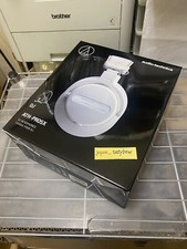 Audio-Technica Dynamic type Sealed Headphone ATH-PRO5X WH White New in Box