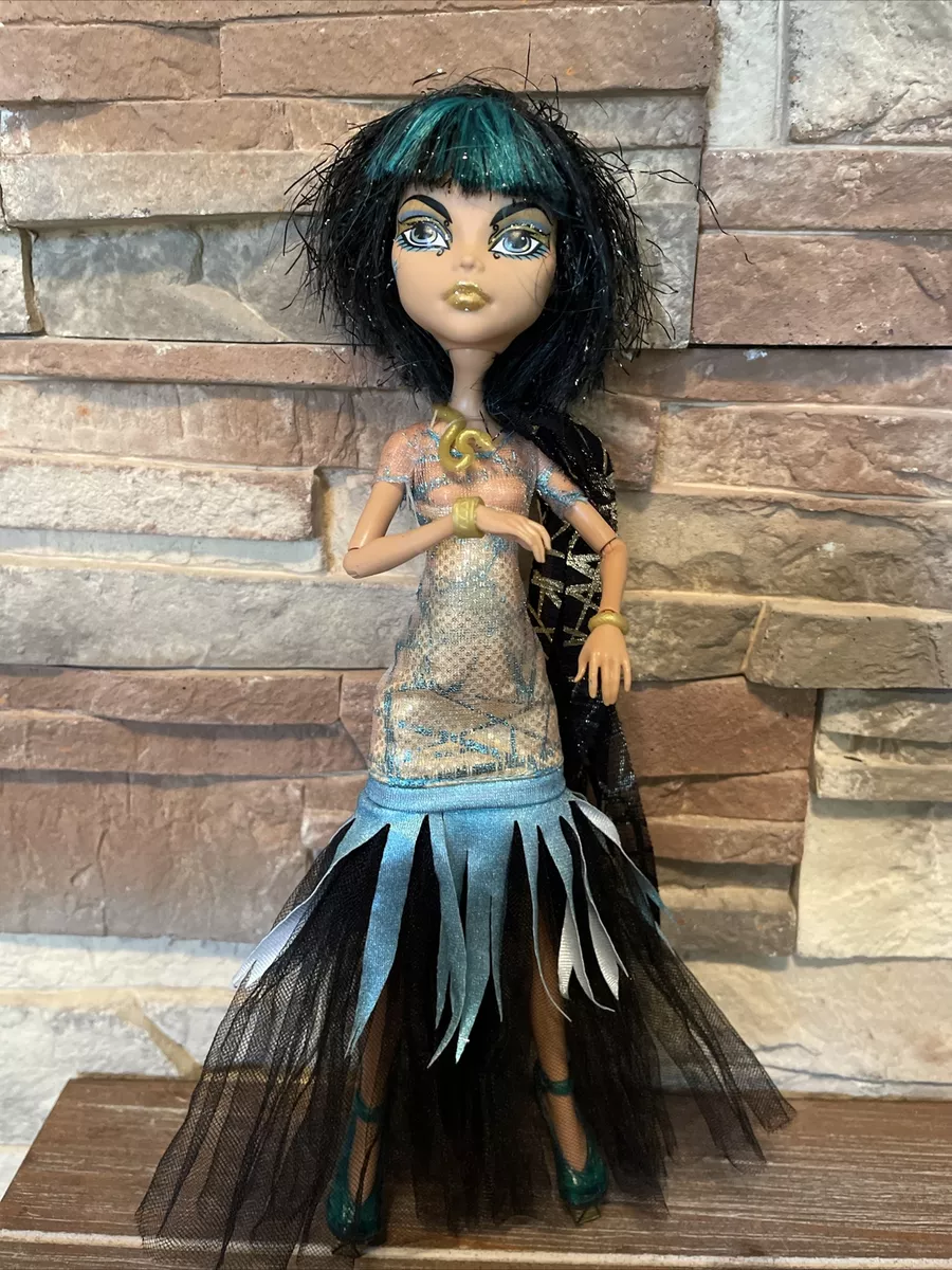 Monster High Ghouls Rule Cleo De Nile Doll