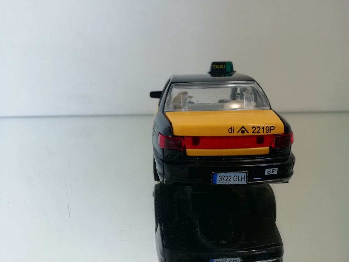 Kia Sephia Taxi de Barcelona 1:33 Excellent | eBay