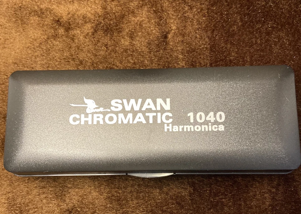 Swan Chromatic 1040 Harmonica With Hard Carry Case 10 Hole - Image 2 of 4