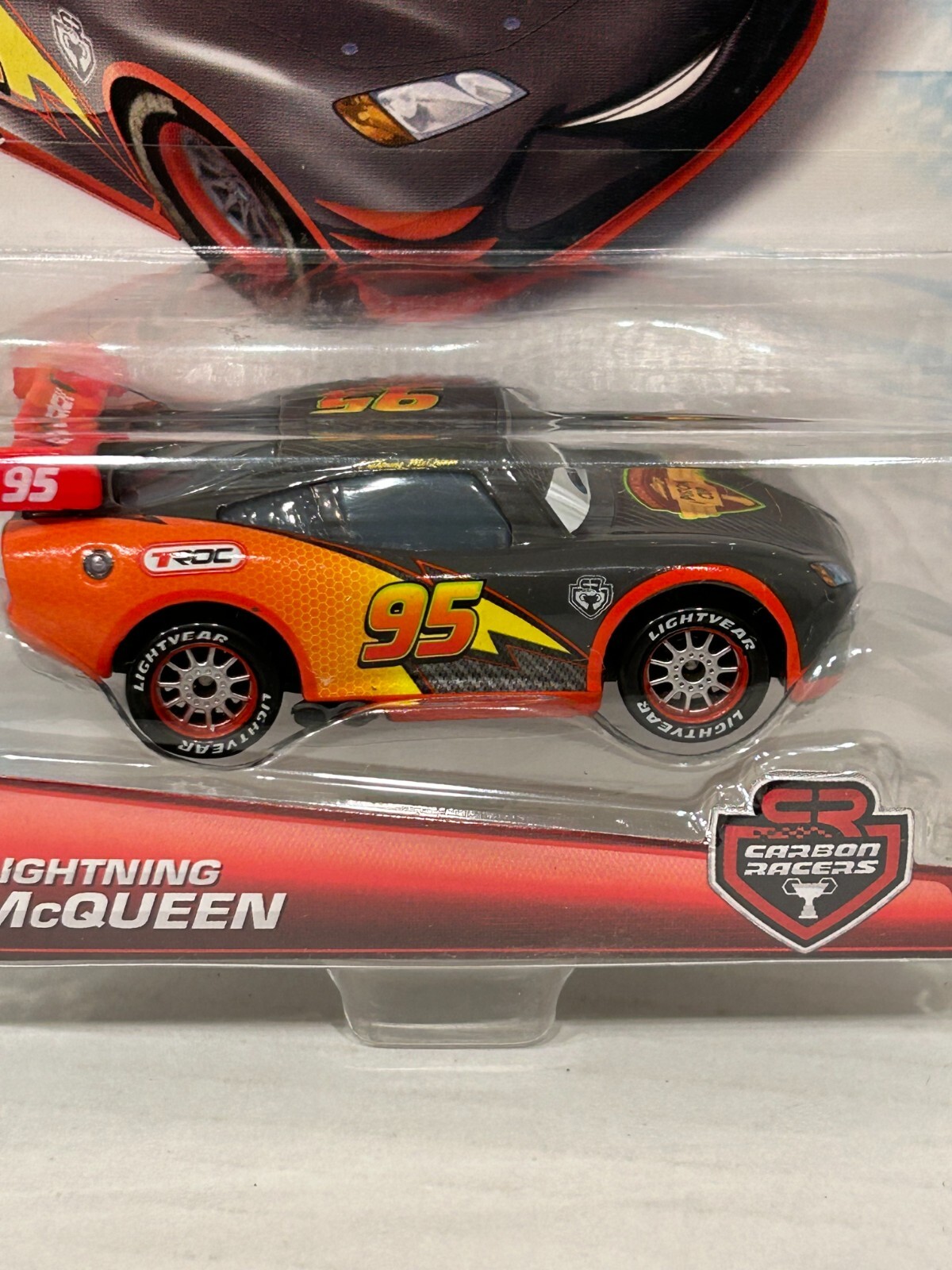 Cars Disney Pixar Die-Cast Lightning McQueen Carbon Racers Series