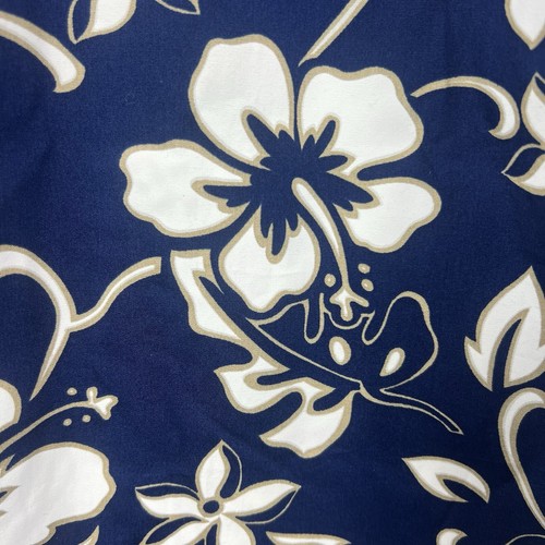 Hilo Hattie Men's Blue Hawaiian Shirt Size M Floral NWT Short Sleeve - Picture 11 of 12